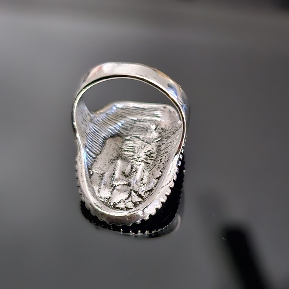 Big Bold Gorgeous Wide Band High Fashion Silver Statement Ring - Picture 2 of 6